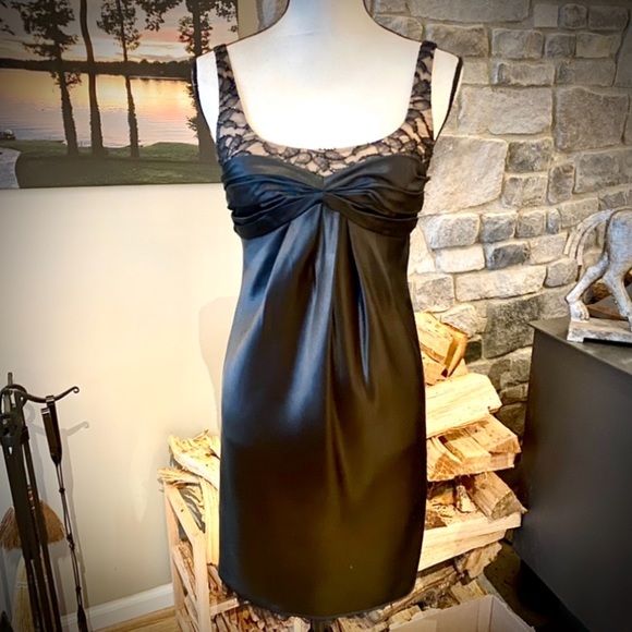 CARMEN MARC VALVO COLLECTION⭐️Black & Nude, Sequined. Size 2🔥STUNNING DRESS ♥️ - Picture 1 of 16